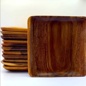 Handmade Acacia Square Wood Plates, set of 8